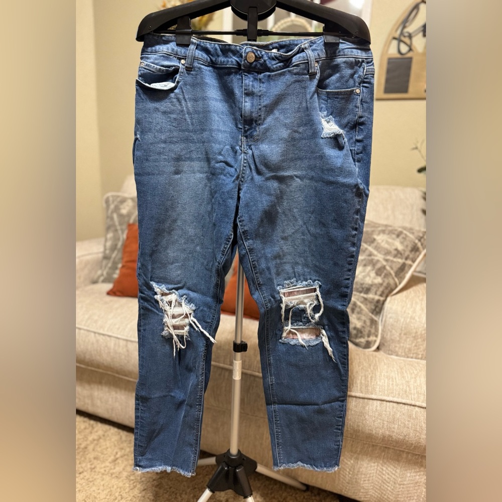 Cato Women’s Distressed Blue Jeans